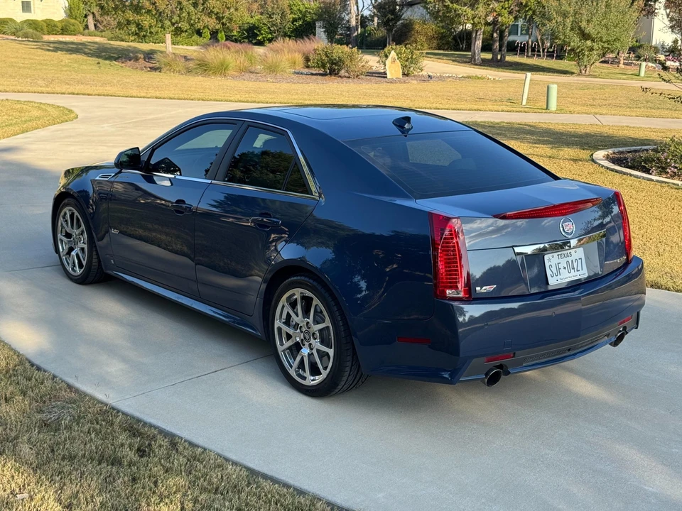 2009 Cadillac CTS-V 2nd Gen - Image 22 of 31