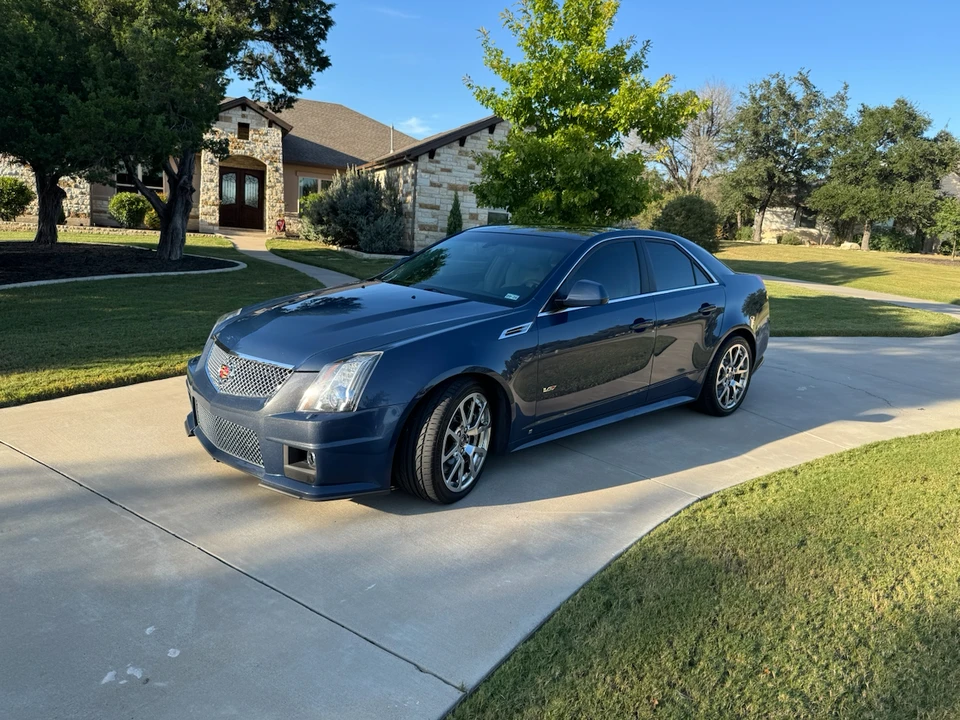 2009 Cadillac CTS-V 2nd Gen - Image 4 of 31