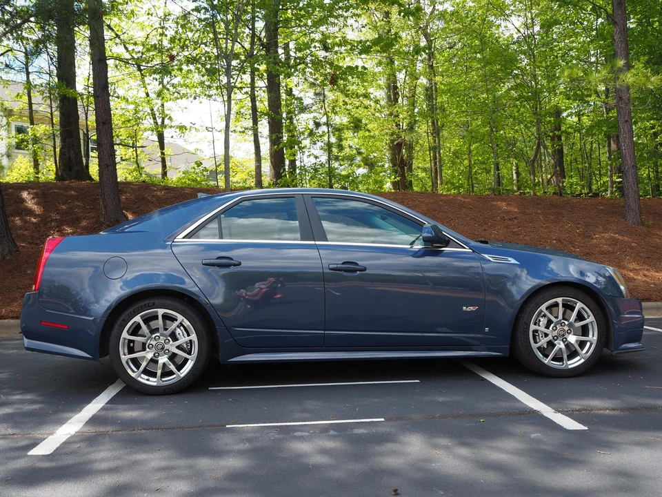 2009 Cadillac CTS-V 2nd Gen - Image 29 of 31