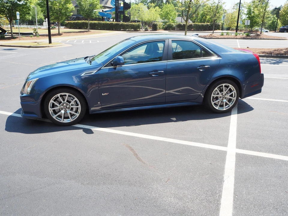 2009 Cadillac CTS-V 2nd Gen - Image 18 of 31