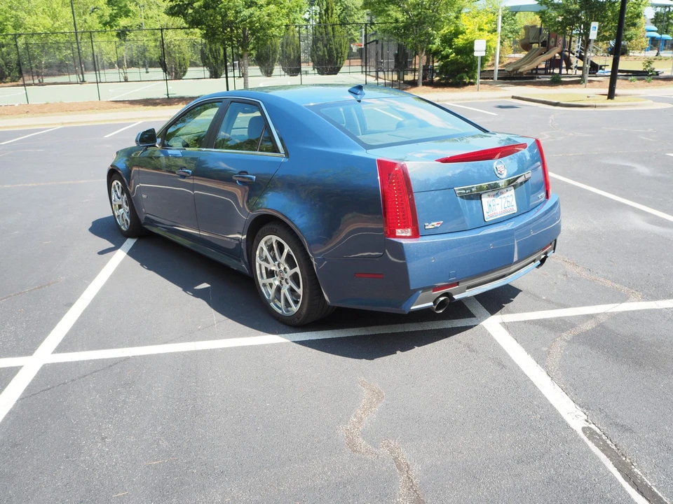 2009 Cadillac CTS-V 2nd Gen - Image 16 of 31