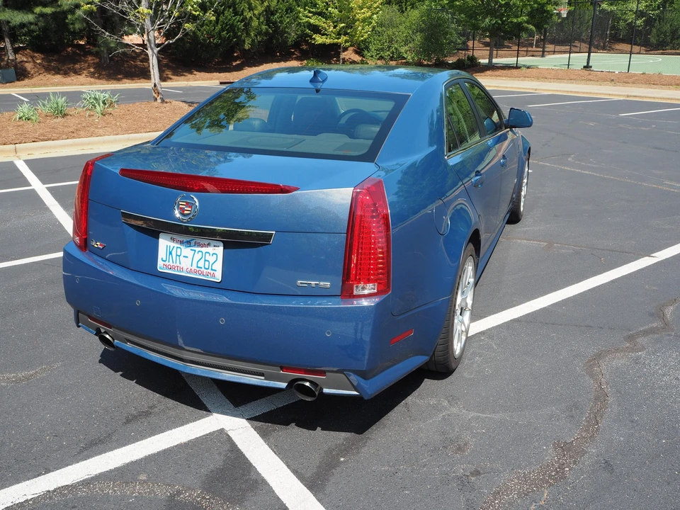 2009 Cadillac CTS-V 2nd Gen - Image 12 of 31