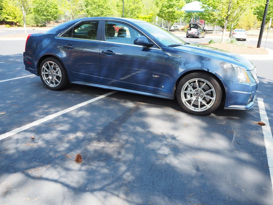 2009 Cadillac CTS-V 2nd Gen - Image 26 of 31