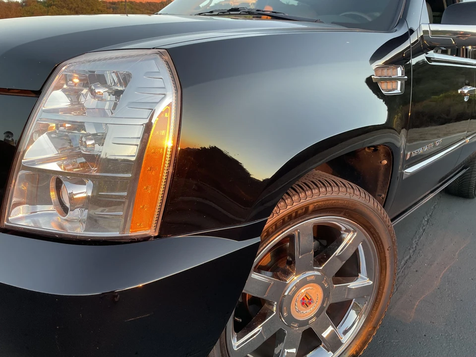 2009 Cadillac Escalade & EXT 3rd Gen - Image 31 of 31