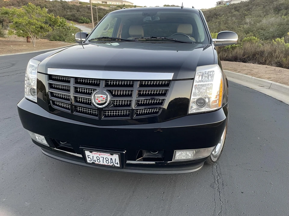 2009 Cadillac Escalade & EXT 3rd Gen - Image 9 of 31