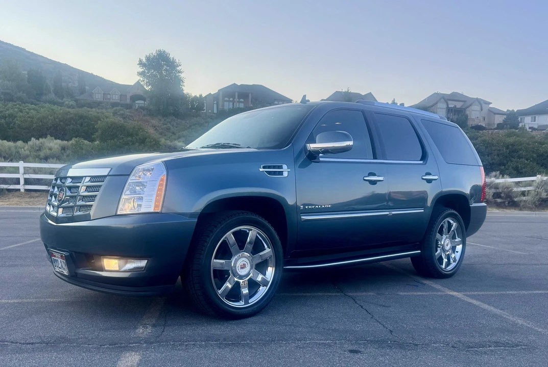 2009 Cadillac Escalade & EXT 3rd Gen - Image 6 of 31