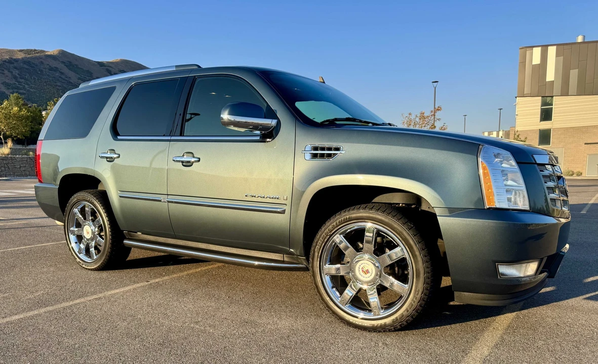 2009 Cadillac Escalade & EXT 3rd Gen - Image 27 of 31