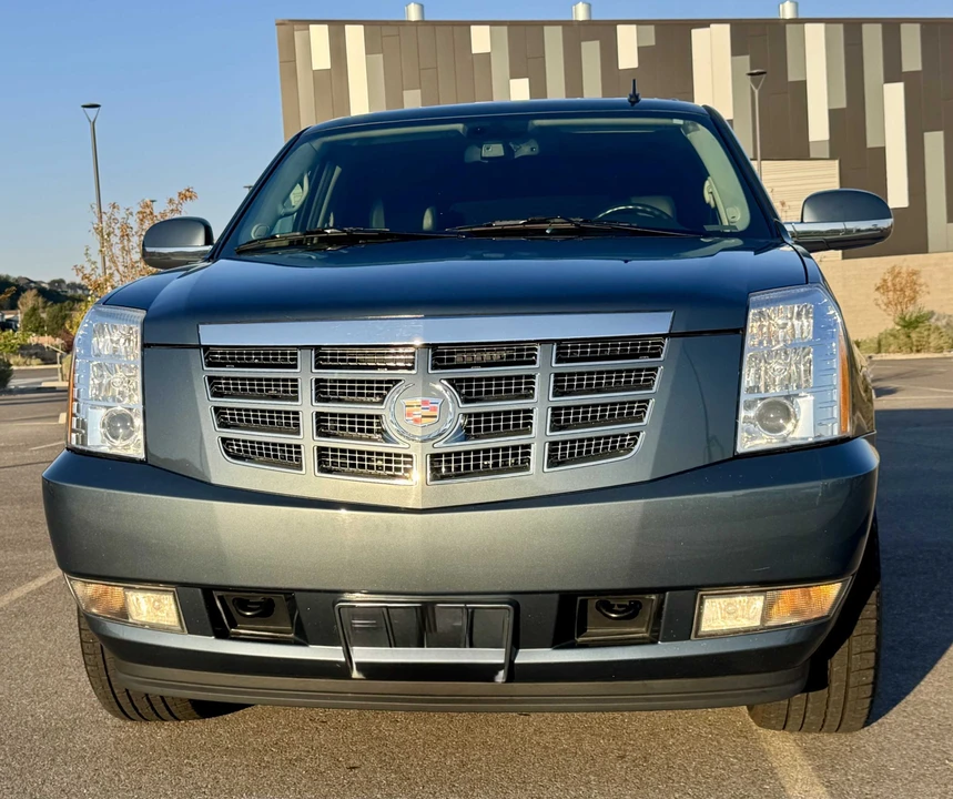2009 Cadillac Escalade & EXT 3rd Gen - Image 29 of 31
