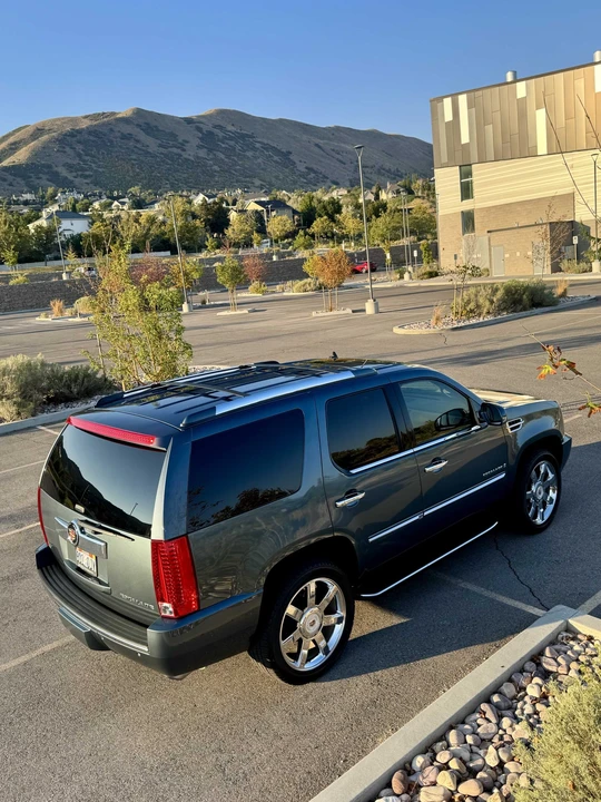 2009 Cadillac Escalade & EXT 3rd Gen - Image 22 of 31