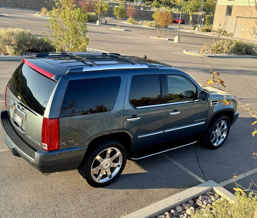 2009 Cadillac Escalade & EXT 3rd Gen - Image 20 of 31