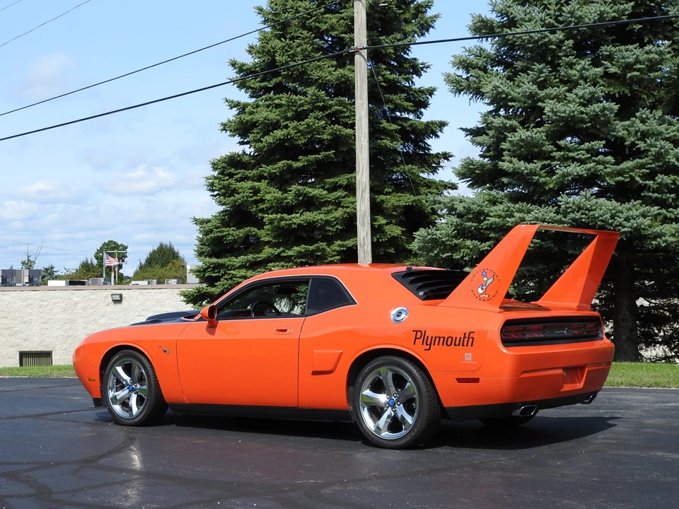 2009 Dodge Challenger 3rd Gen - Image 6 of 31
