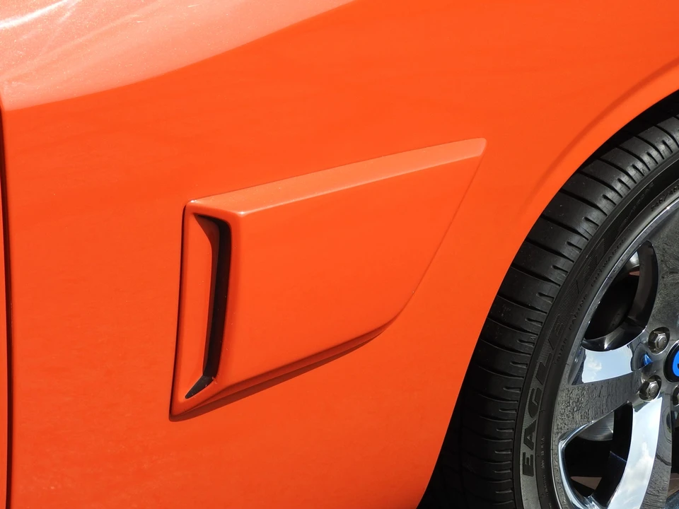 2009 Dodge Challenger 3rd Gen - Image 19 of 31
