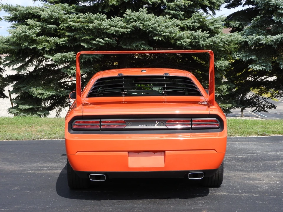 2009 Dodge Challenger 3rd Gen - Image 8 of 31