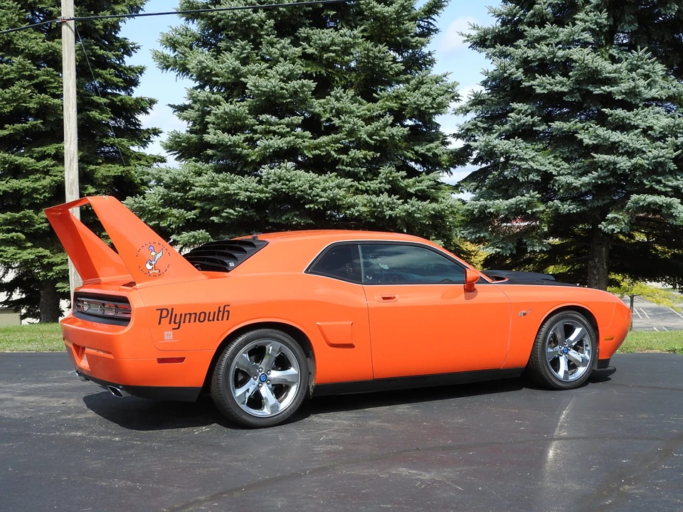 2009 Dodge Challenger 3rd Gen - Image 11 of 31