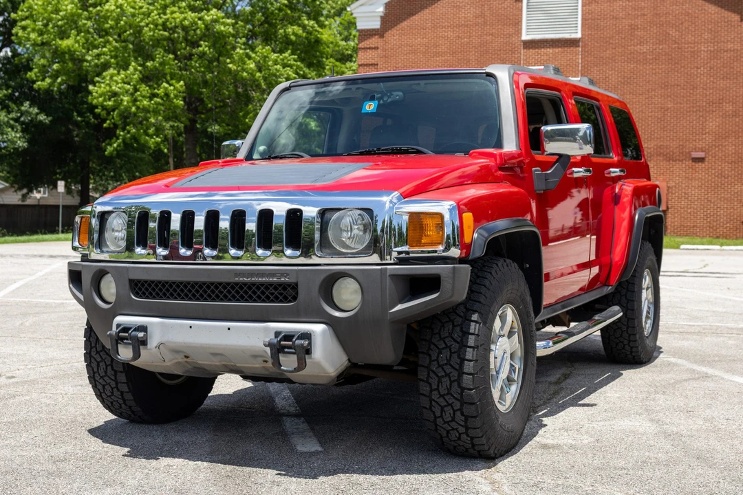 2009 Hummer Hummer H3 - Image 2 of 31