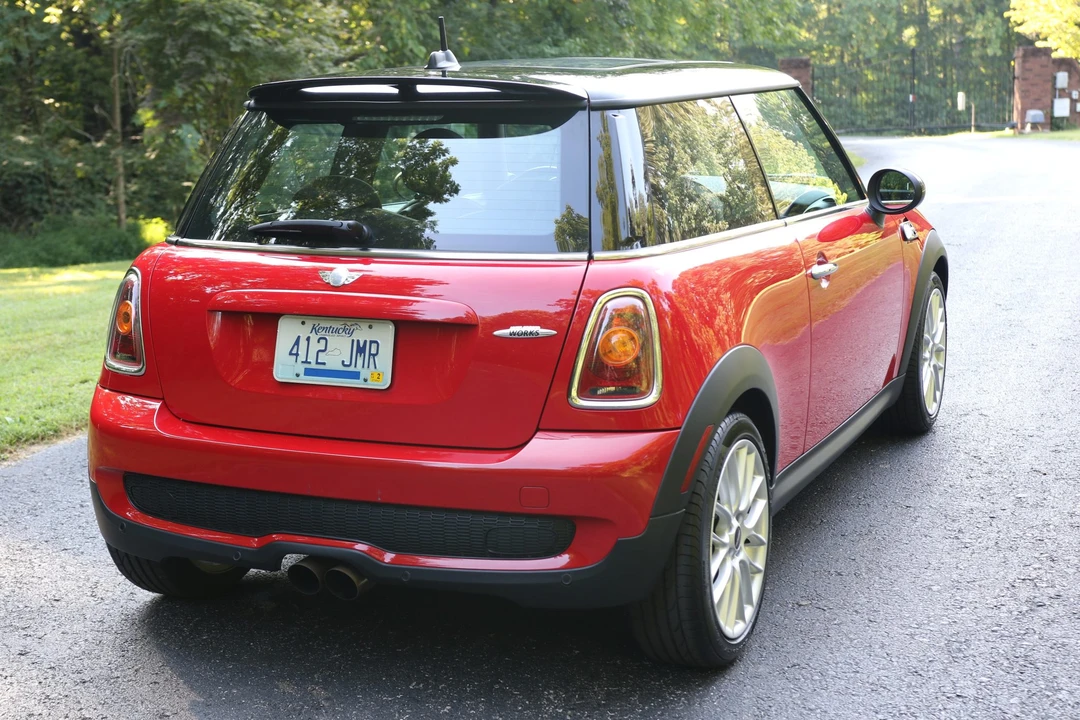 2009 Mini Mini John Cooper Works 2nd Gen - Image 12 of 31