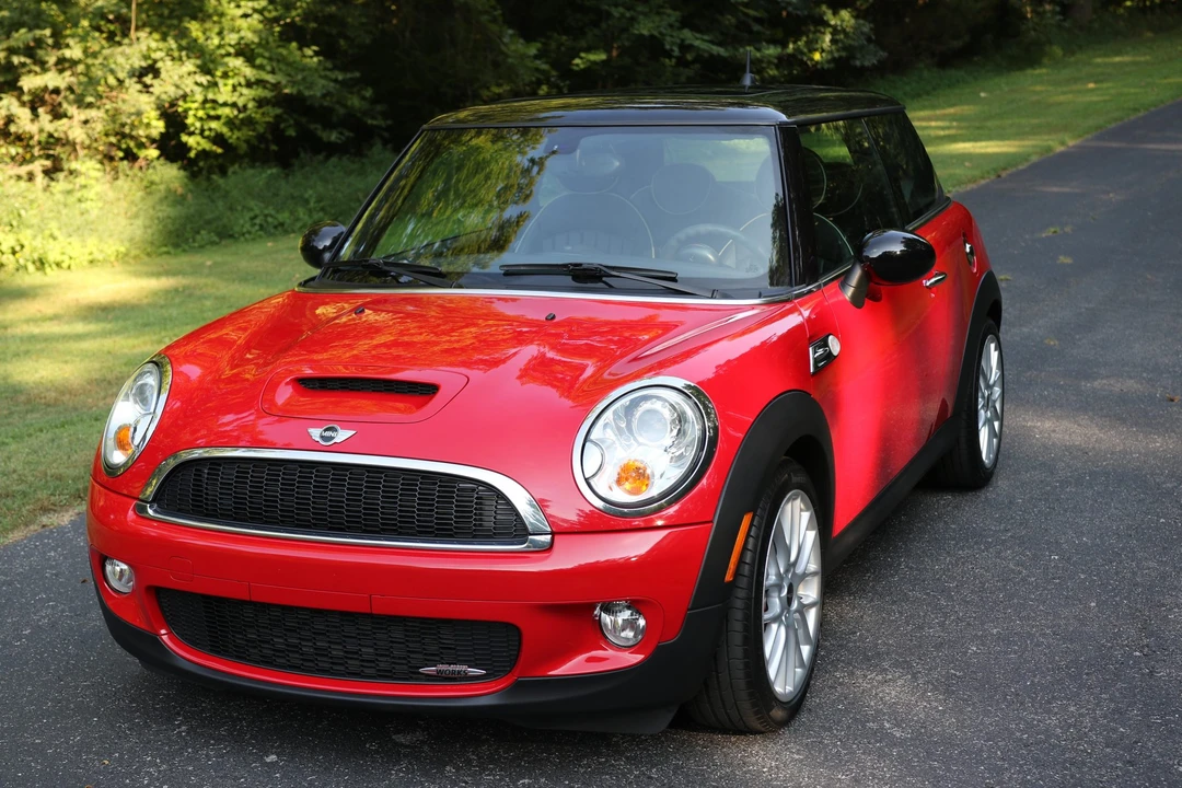 2009 Mini Mini John Cooper Works 2nd Gen - Image 24 of 31