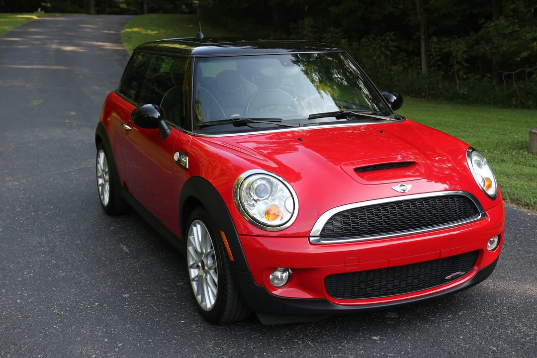 2009 Mini Mini John Cooper Works 2nd Gen - Image 22 of 31