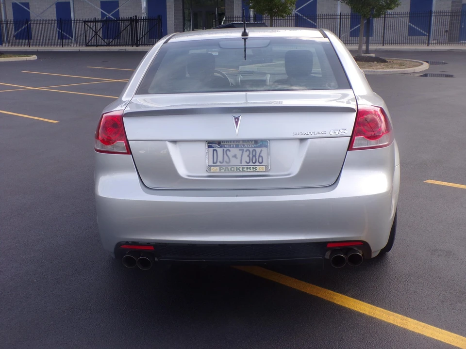 2009 Pontiac G8 - Image 10 of 31