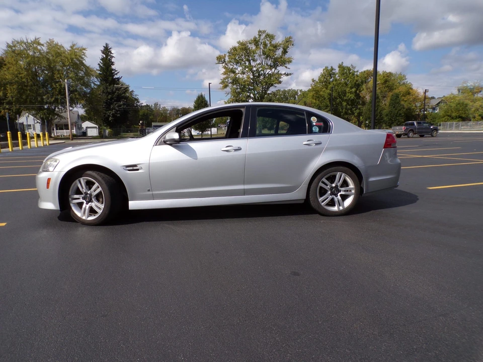 2009 Pontiac G8 - Image 5 of 31