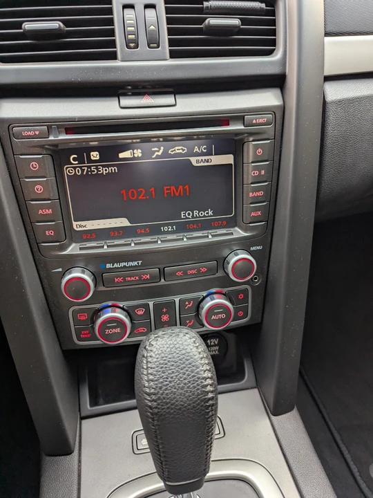2009 Pontiac G8 - Image 25 of 31