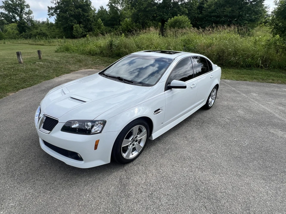2009 Pontiac G8 - Image 14 of 31
