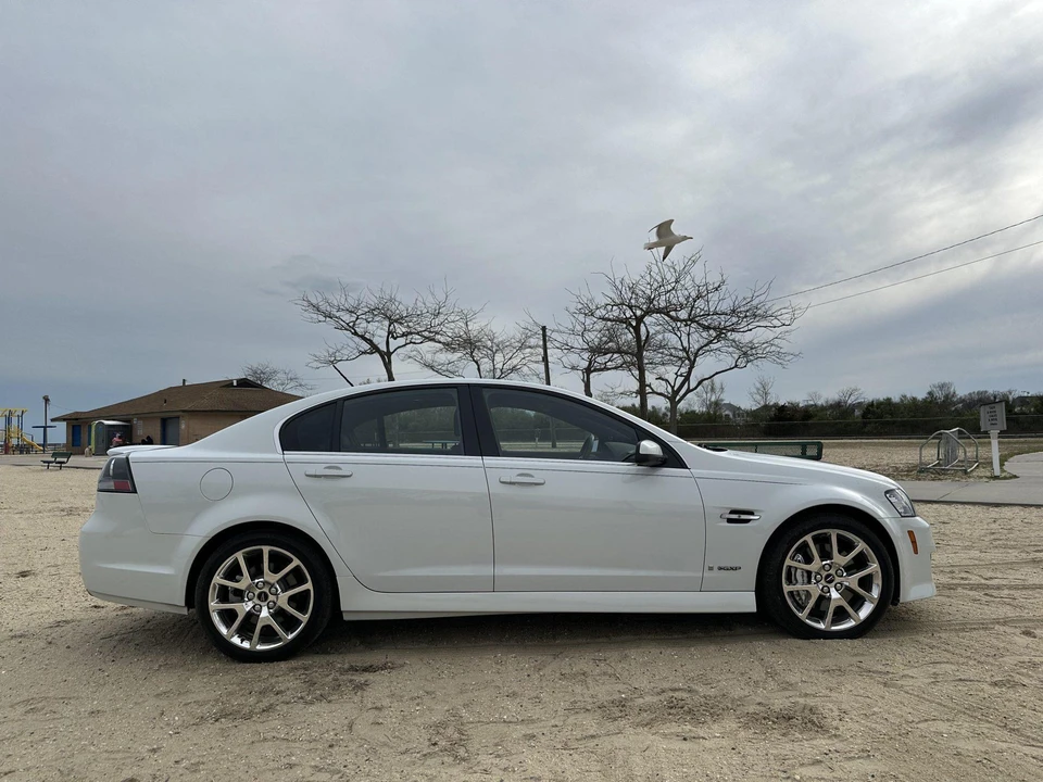 2009 Pontiac G8 - Image 13 of 31