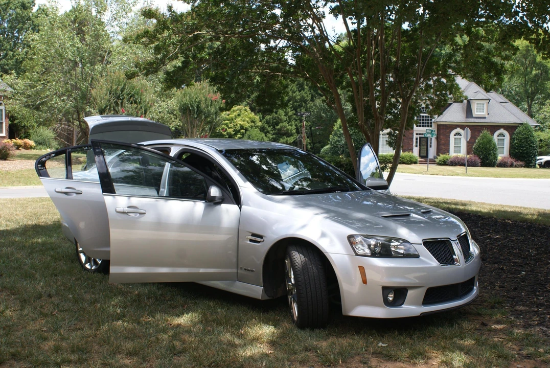 2009 Pontiac G8 - Image 14 of 31