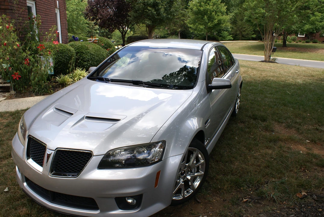 2009 Pontiac G8 - Image 2 of 31