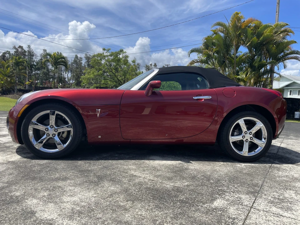 2009 Pontiac Solstice GXP - Image 3 of 31