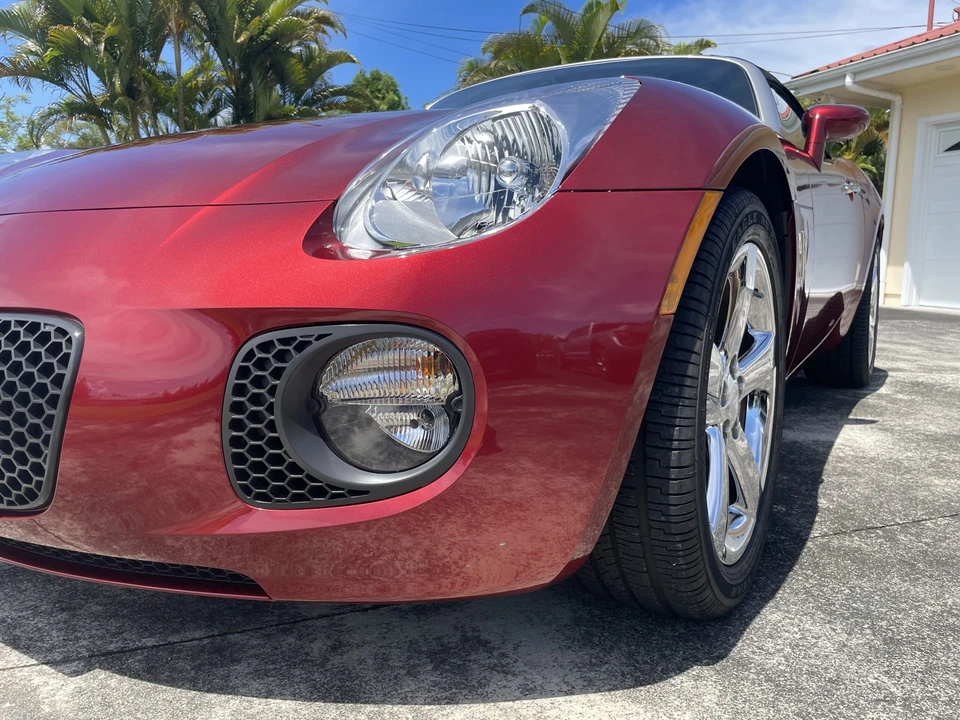 2009 Pontiac Solstice GXP - Image 23 of 31