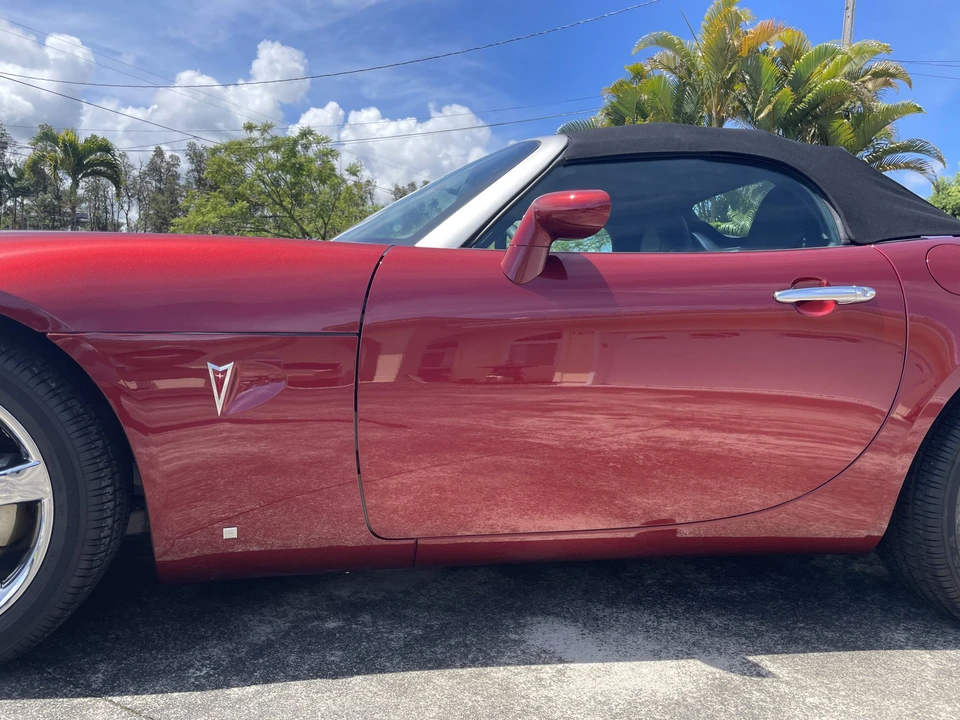 2009 Pontiac Solstice GXP - Image 24 of 31