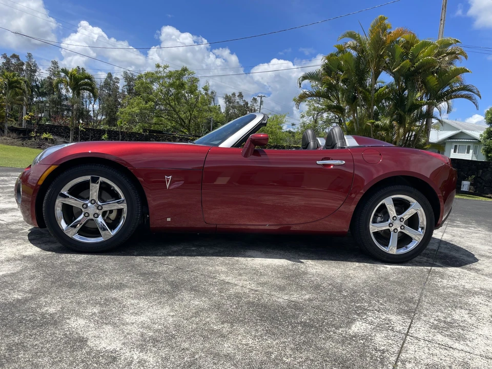 2009 Pontiac Solstice GXP - Image 9 of 31