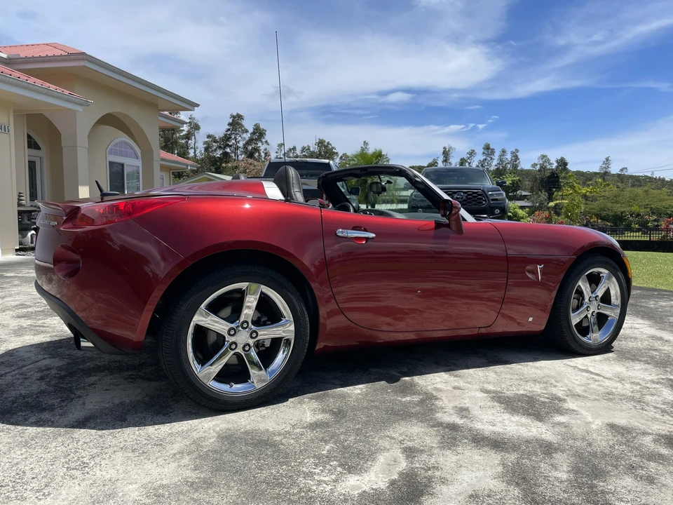 2009 Pontiac Solstice GXP - Image 11 of 31