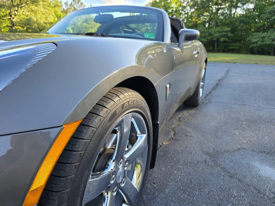 2009 Pontiac Solstice GXP - Image 25 of 31