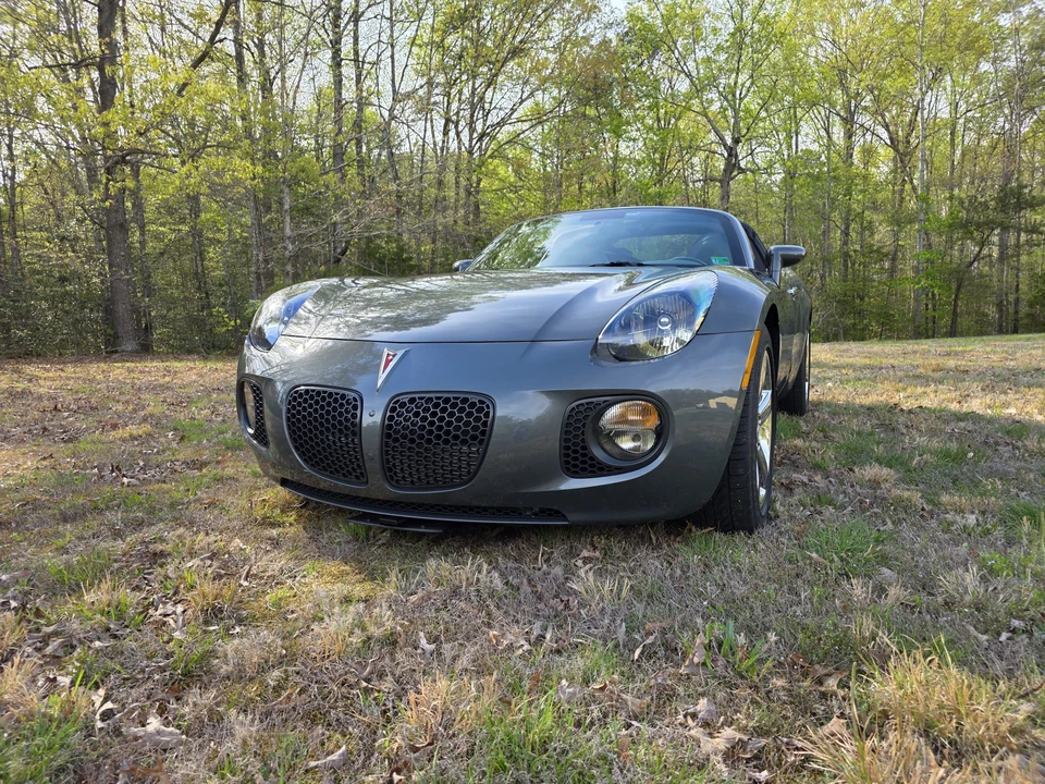 2009 Pontiac Solstice GXP - Image 15 of 31
