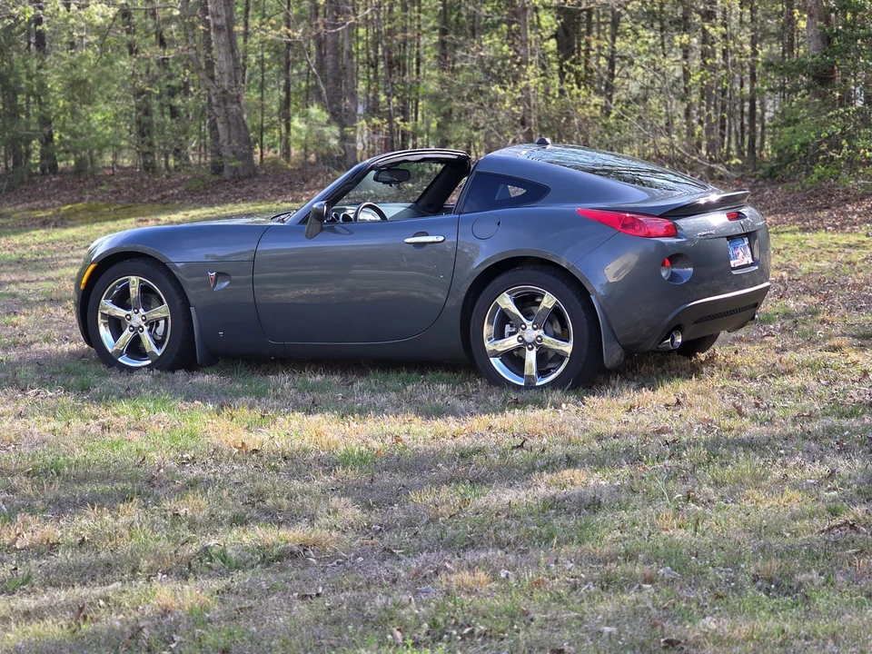 2009 Pontiac Solstice GXP - Image 8 of 31