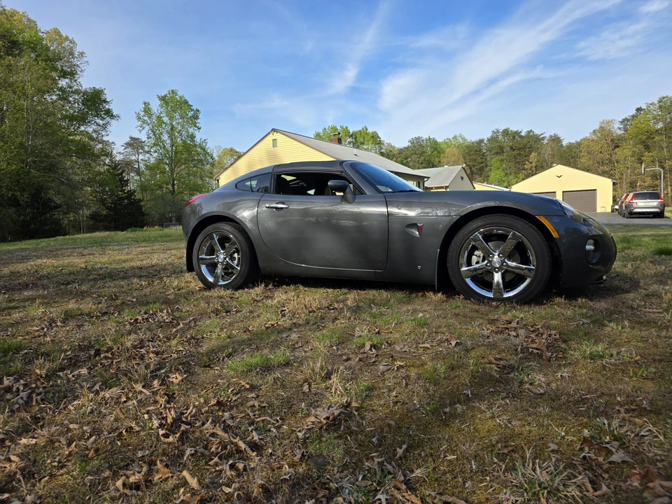 2009 Pontiac Solstice GXP - Image 24 of 31