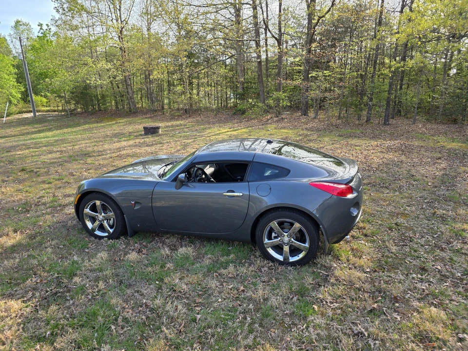 2009 Pontiac Solstice GXP - Image 19 of 31