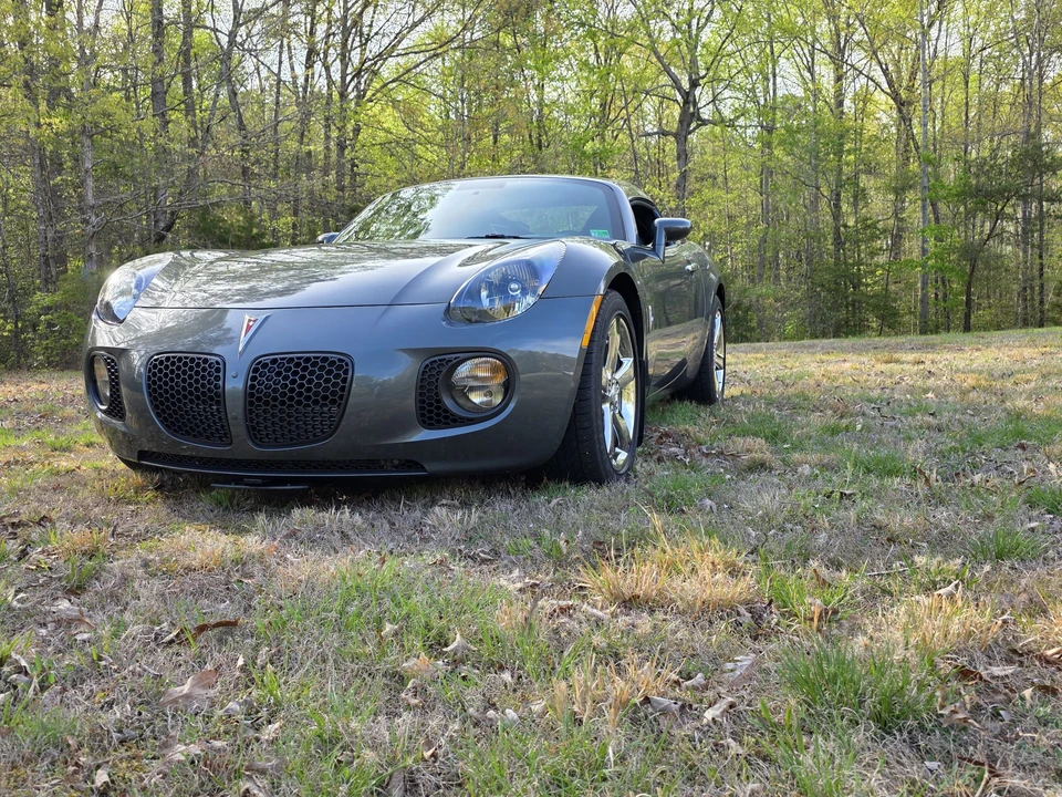 2009 Pontiac Solstice GXP - Image 3 of 31