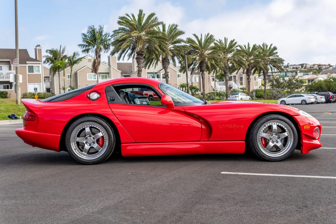 1997 Dodge Viper GTS 2nd Gen - Image 8 of 31