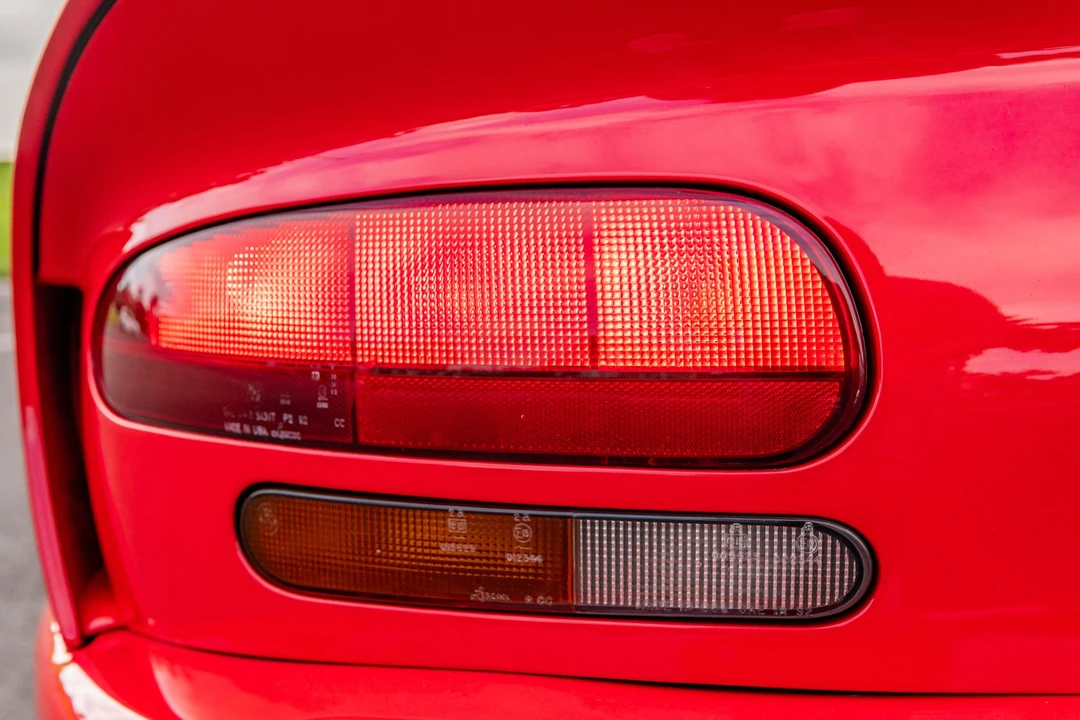 1997 Dodge Viper GTS 2nd Gen - Image 22 of 31