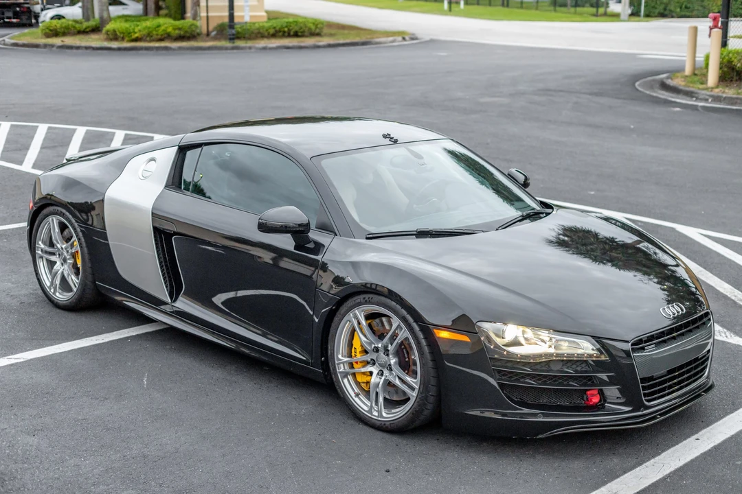 2010 Audi 42 R8 - Image 3 of 31