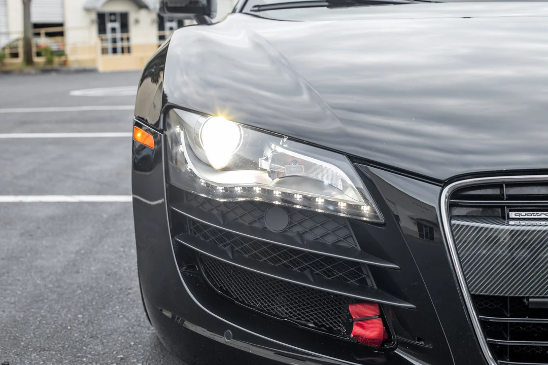 2010 Audi 42 R8 - Image 17 of 31
