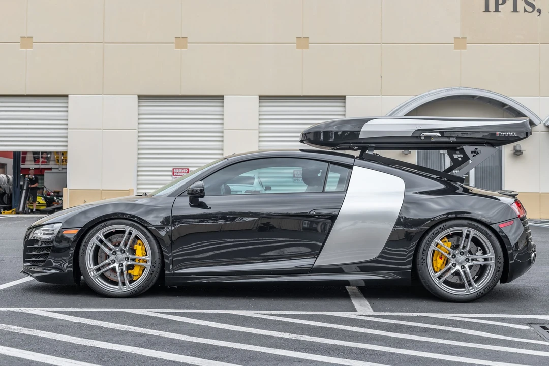 2010 Audi 42 R8 - Image 9 of 31