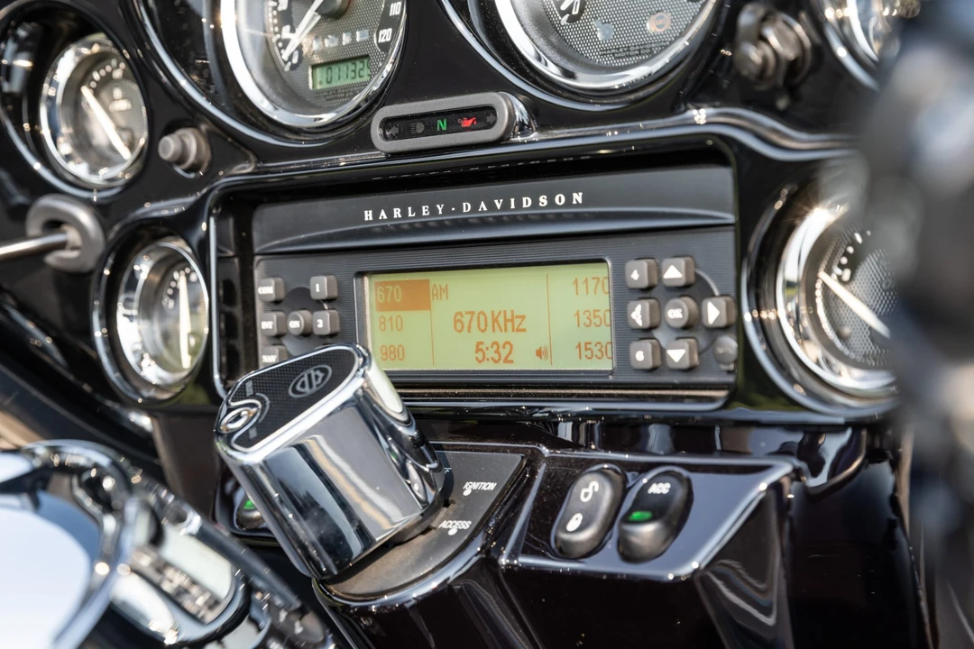 2010 Harley-Davidson CVO - Image 25 of 31