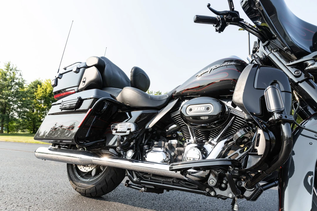 2010 Harley-Davidson CVO - Image 11 of 31