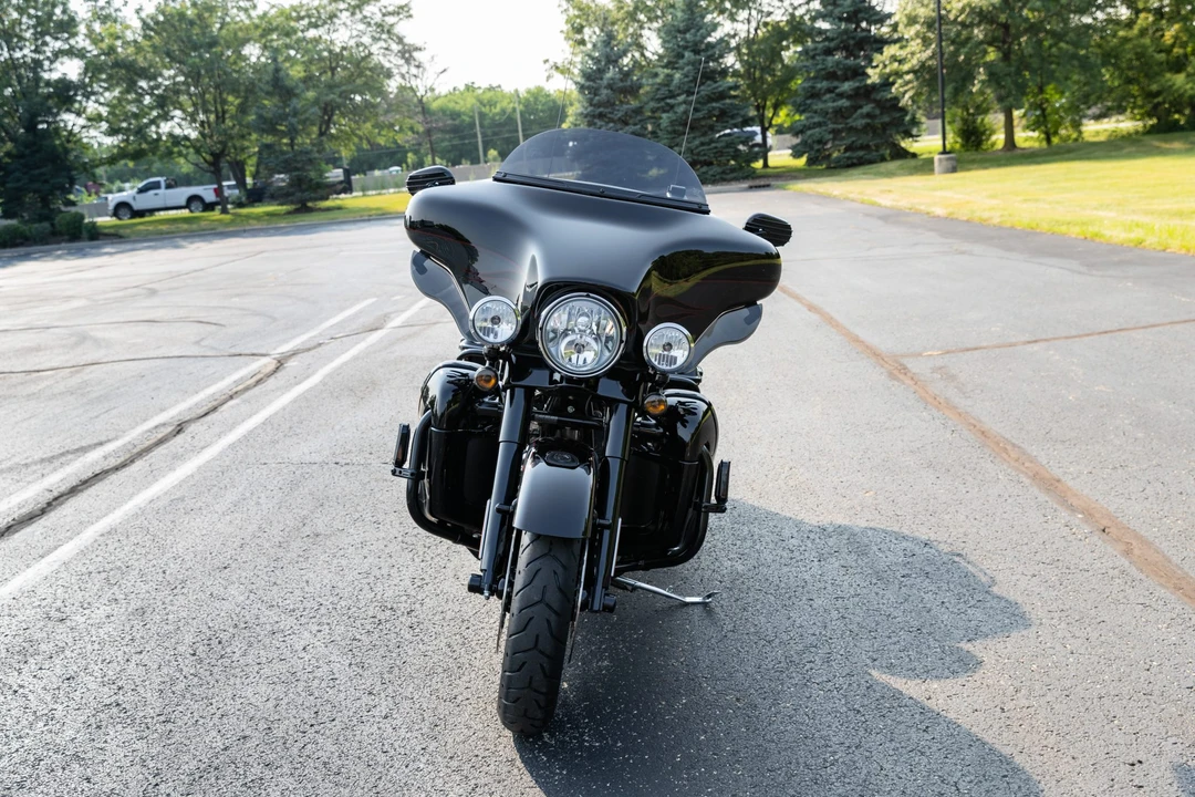 2010 Harley-Davidson CVO - Image 3 of 31