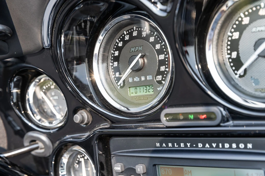 2010 Harley-Davidson CVO - Image 19 of 31