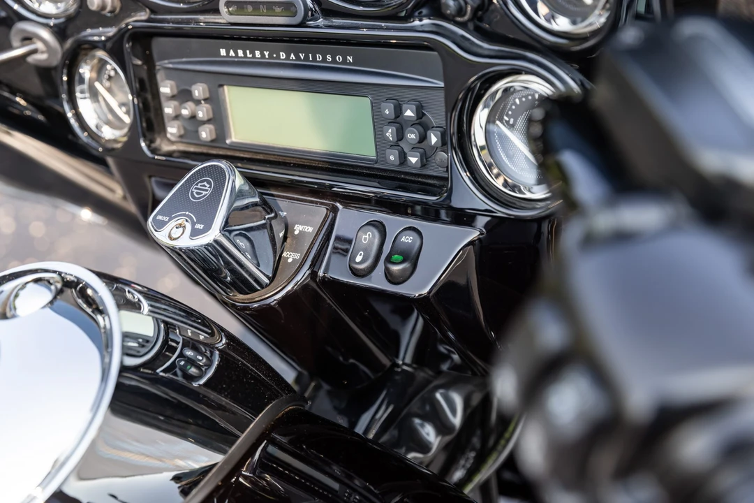 2010 Harley-Davidson CVO - Image 28 of 31